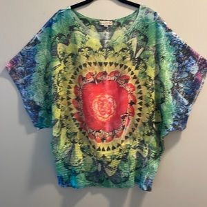 Live and Let Live lightweight top